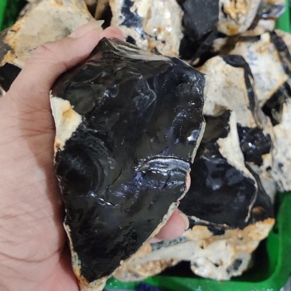 BAHAN BATU AKIK NATURAL YAMAN WULUNG - KECUBUNG API HITAM PEKAT DISENTER MERAH