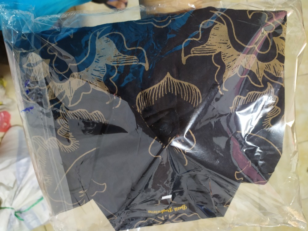 Prabowo Kemeja Batik Pria Lengan Panjang Motif Batik Printing Bahan Katun Baju Couple Cowok