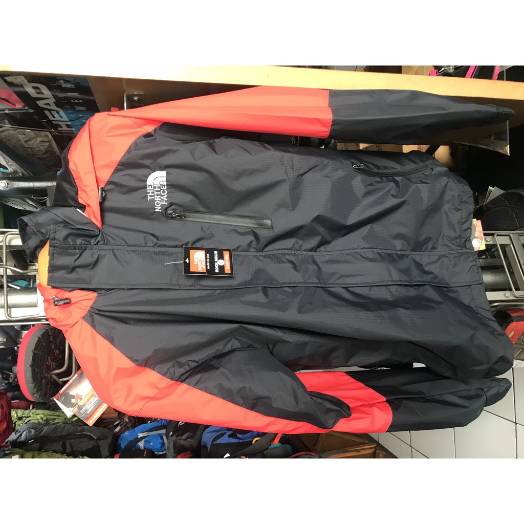 Jaket Gunung THE NORTH FACE