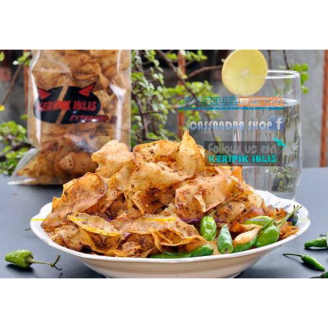 

PAKET 4 BUNGKUS LEVEL MIX REQUEST KERIPIK IBLIS ISI 230GR RASA SAMA DGN RAWIT GALAK