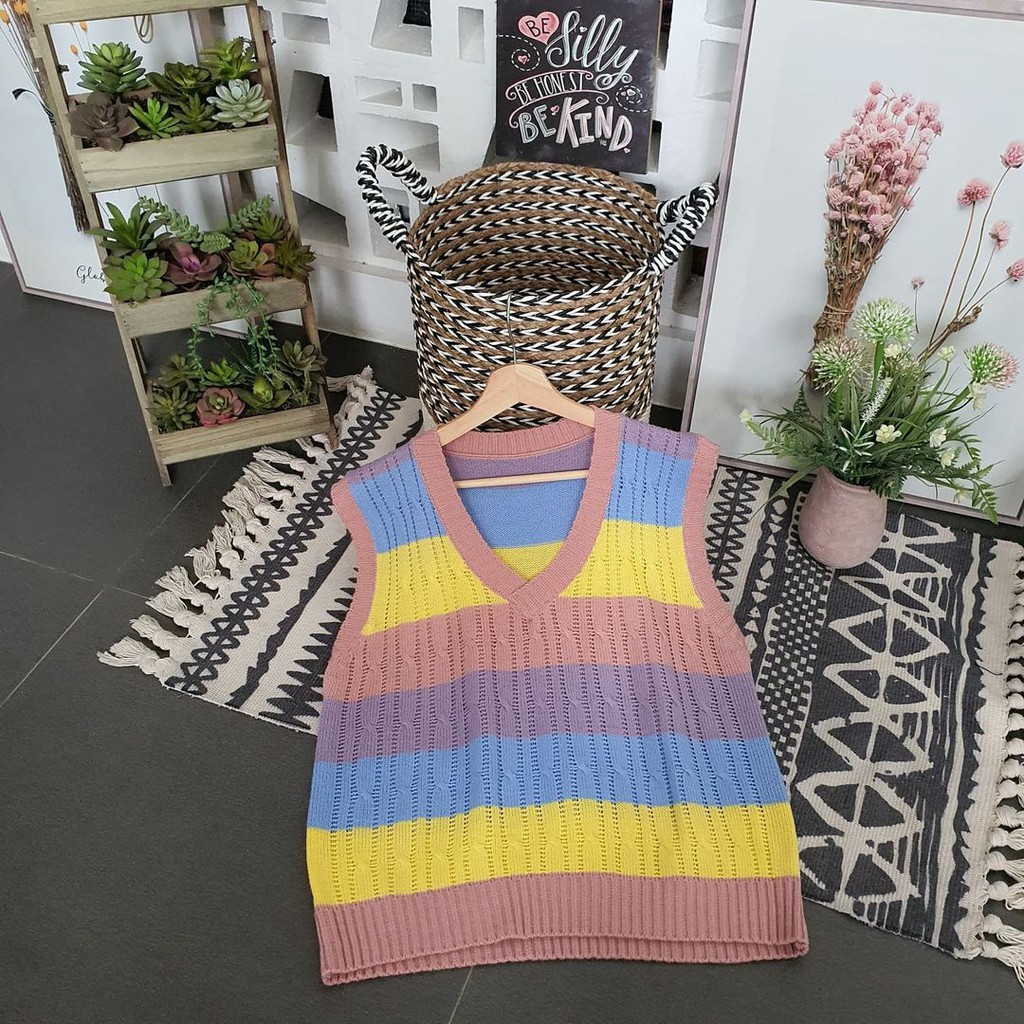 BISA COD - FREE ONGKIR [Sesetelan Bandung] Rainbow Vest - Rompi Rajut Wanita - Jaket Kekinian & Tren