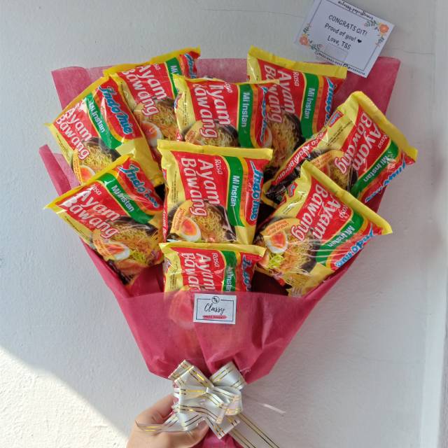 Buket Indomie / Snack Bouquet / Bucket Makanan / Buket Wisuda / Bunga