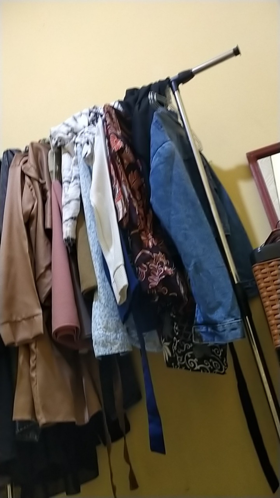 Ada Jumbo Blus Davina Lawasan Daun #3 Katun Motif Bunga Batik Devina Sogan Belah Wanita Premium