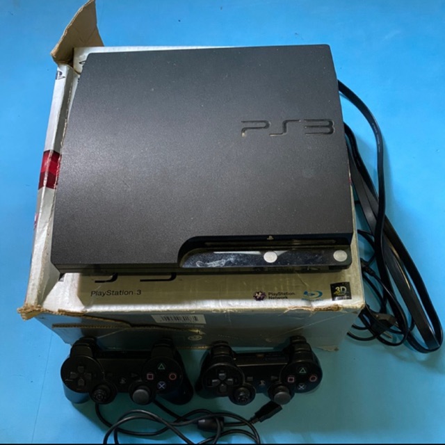 Ps3 slim 500gb HDMI + 2 stick - bekas