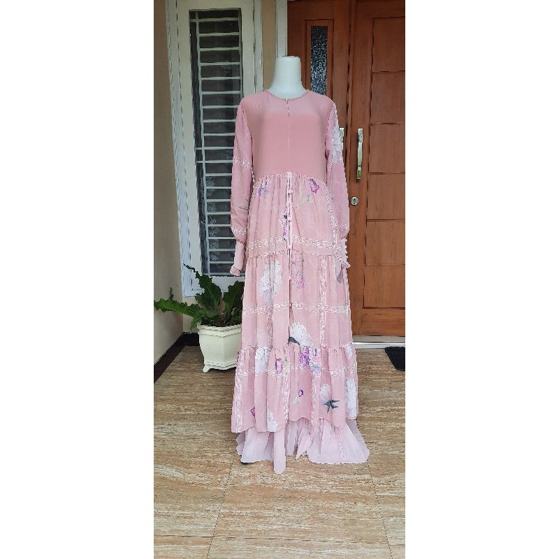 Preloved dress YS signature