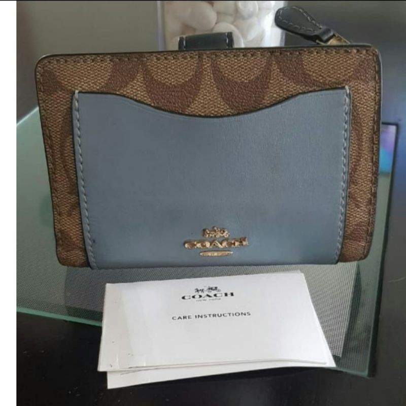 Coach Signature Medium Wallet (Original - preowned)