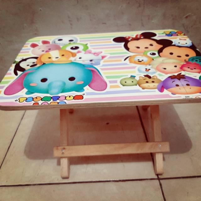 

Meja Lipat Anak Karakter [sisi sudut oval]