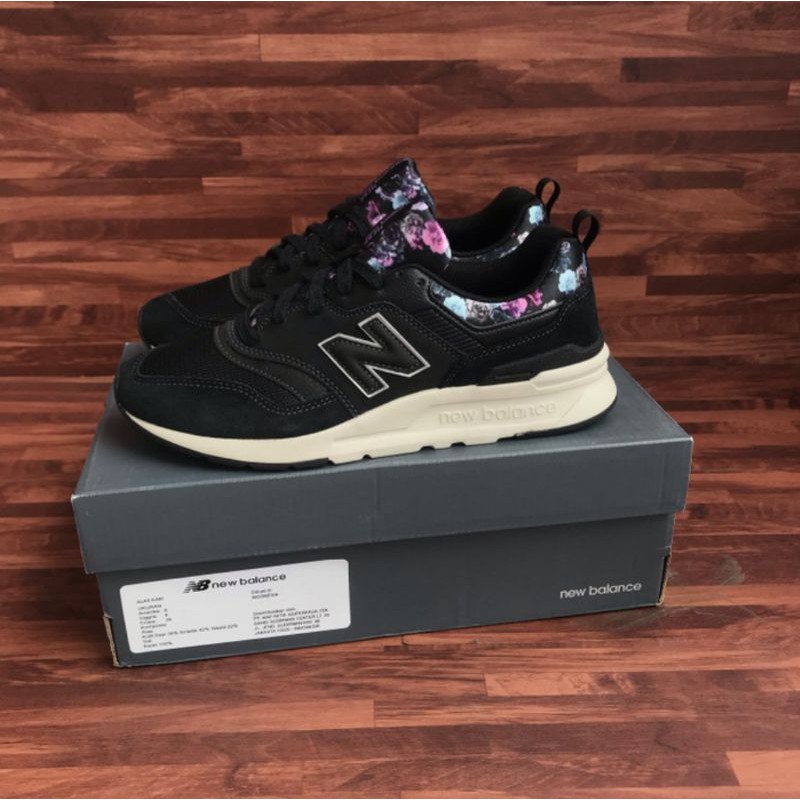 New Balance Classic CW997HXG Floral Black Purple