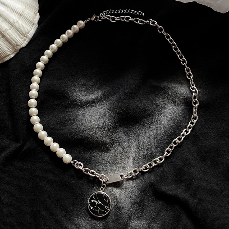 In fashion merek kepribadian Hitam tophus kalung sweet cool niche vintage pearl jahitan kalung pria