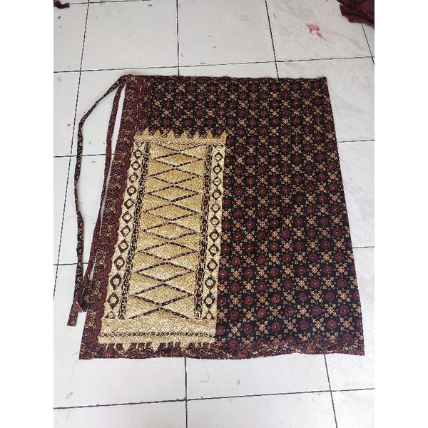 tapis Lasem rok lilit tumpal penuh