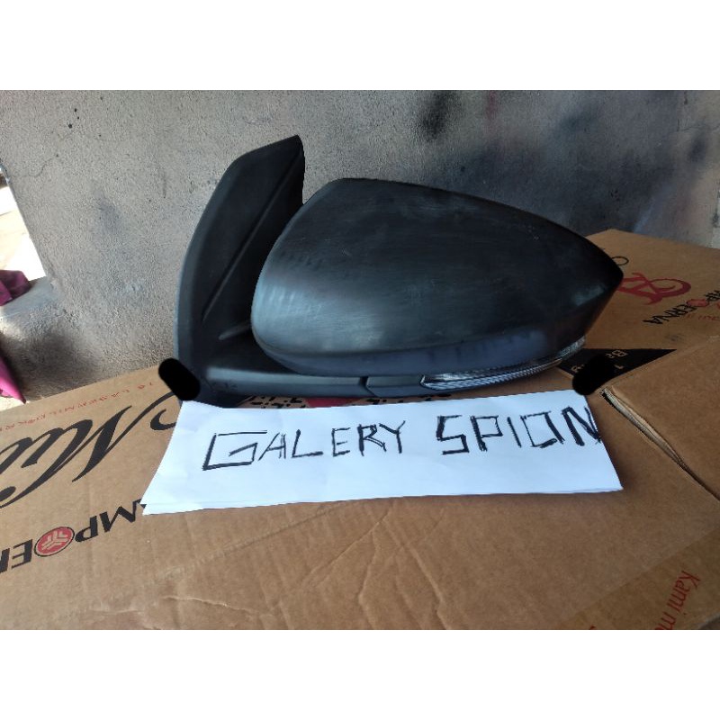 Spion toyota raize original