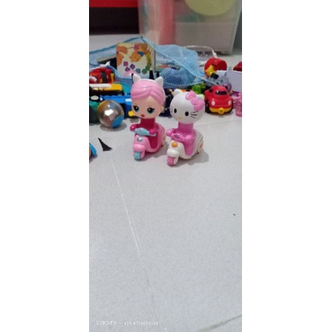 Preloved skuter press and go