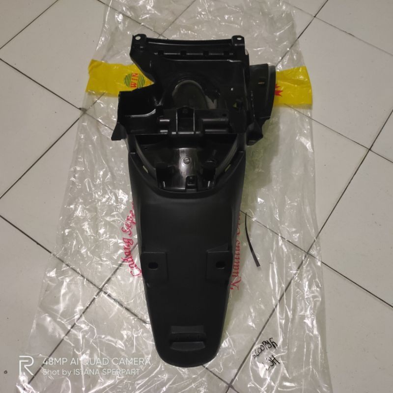 spakbor belakang Scoopy fi 2013 2016