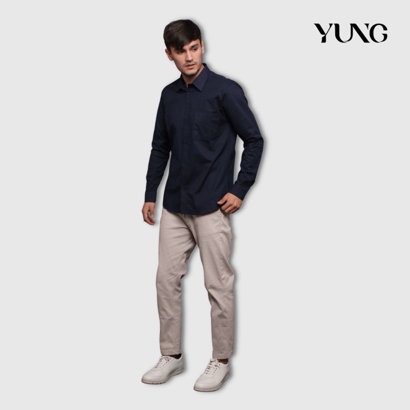 YUNG Kemeja Pria Basic Polos Panjang Poplin Stretch