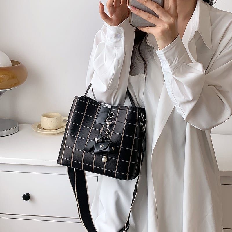 TAS IMPORT FASHION P377