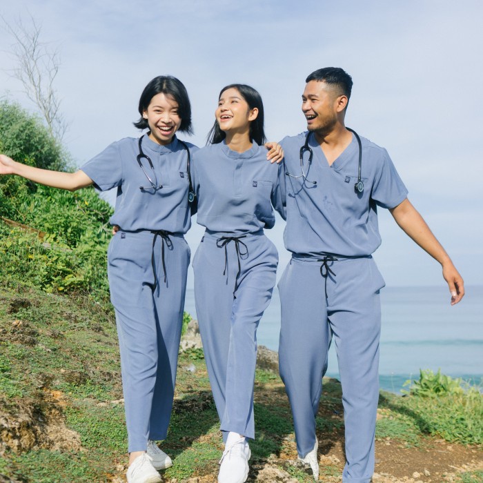 Baju Jaga V NECK SS - AIRY BLUE Scrubs Theatre Blues Empirical Lengan Pendek Celana Slim Fit