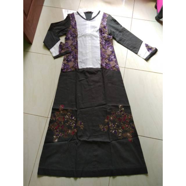 tuneeca size s