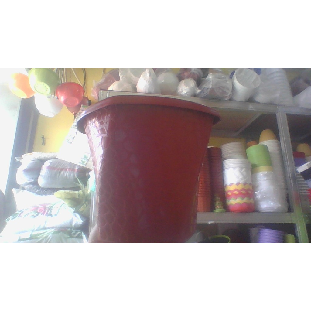 pot bunga twister 20 merah bata