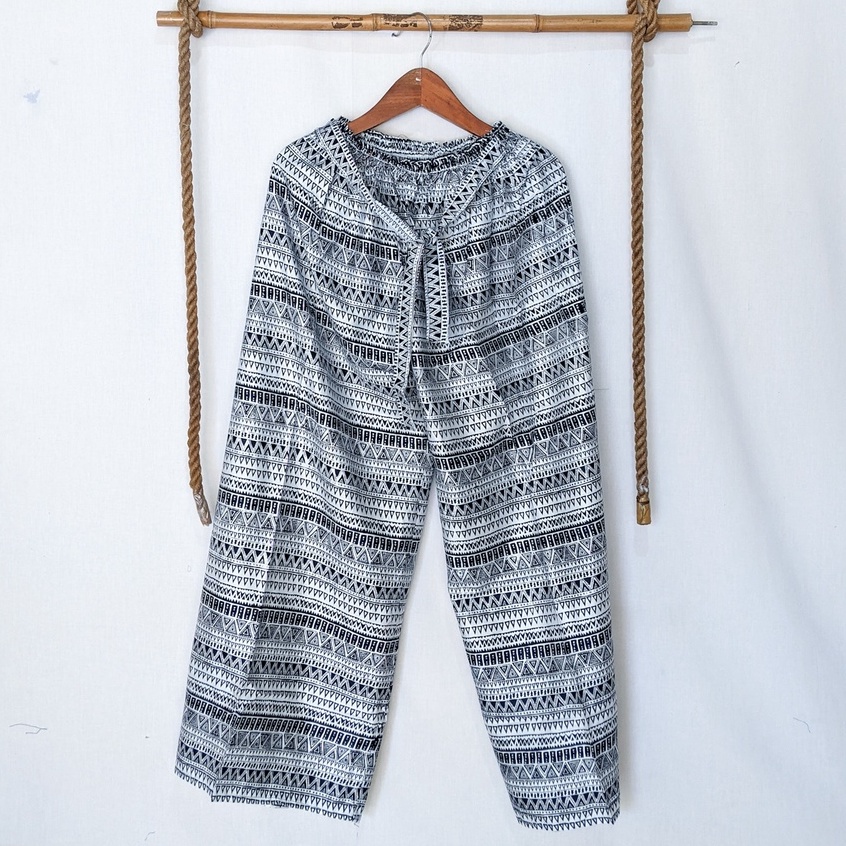 Celana Tidur Kulot Super Jumbo Bahan Rayon Big Size Wanita Premium Murah OOTD Celana Panjang Daily Cullote Tie Dye Shibori Kulot Panjang Wanita Pria XXL-Ethnic Salur 2