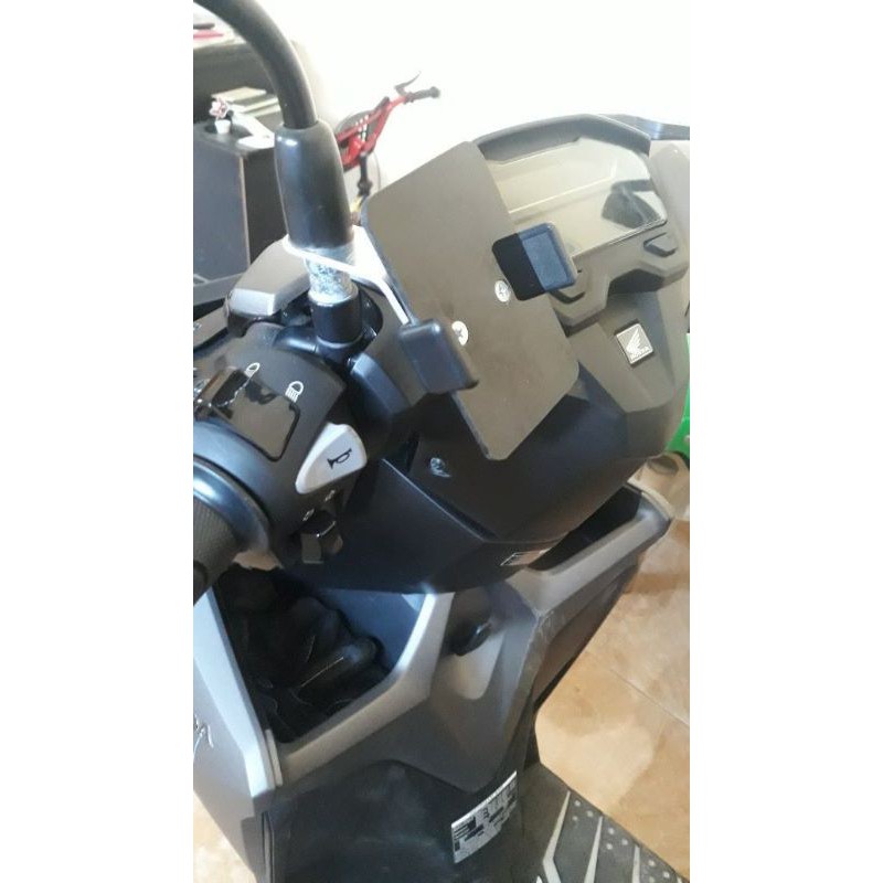 Holder HP Motor Khusus Vario 125/150 New 2019/2020