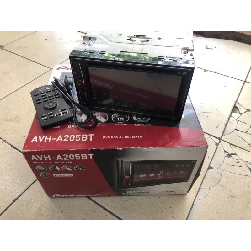Headunit pioneer Avh A205BT