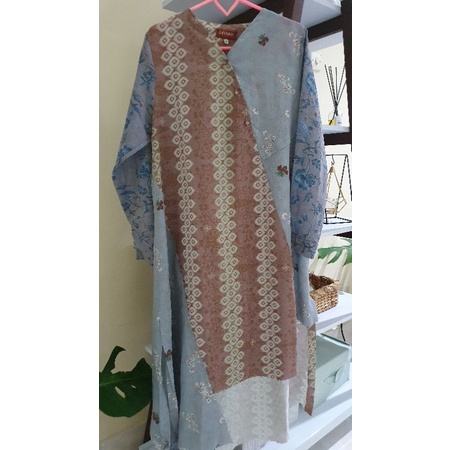 Preloved Harnum Tunic Ria Miranda Saga Bluish Grey