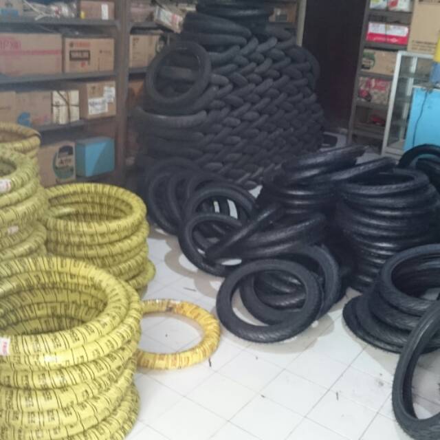 Ban vulkanisir motor