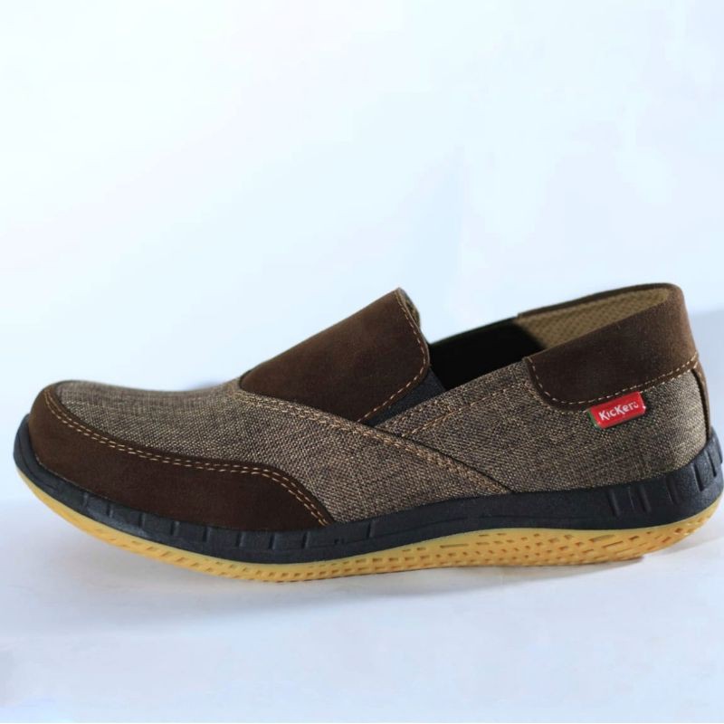 39-44 Sepatu Pria Kulit Premium Sintetis Slip On Kasual Sol Karet