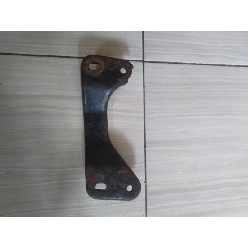 braket breket dudukan knalpot Mio sporty Mio smaile lama original
