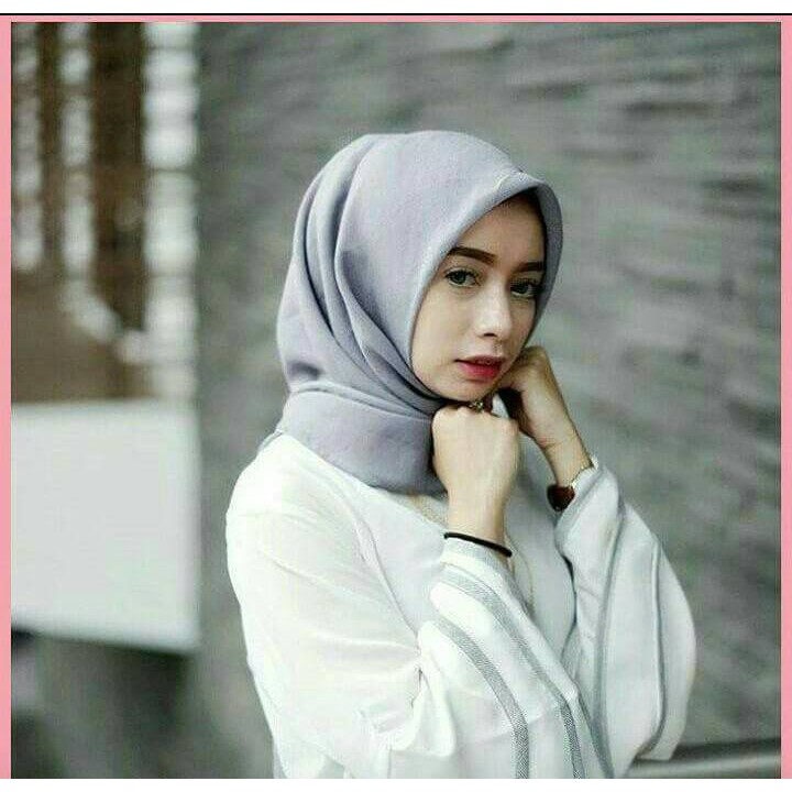 Kerudung Segi Empat Saudia