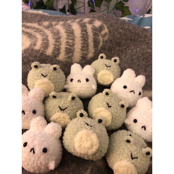 (READY STOCK) Stress ball fur frog & rabbit, Boneka stress ball katak dan kelinci, worry pet lucu