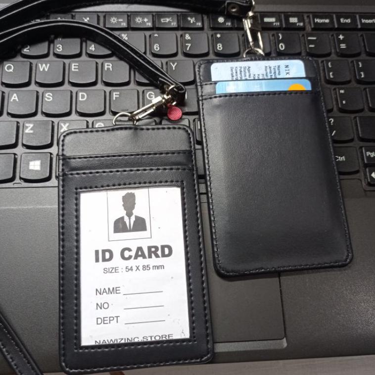 

[PRODUK WED77] GANTUNGAN ID CARD KULIT SINTETIS 4 KARTU PLUS TALI TBW