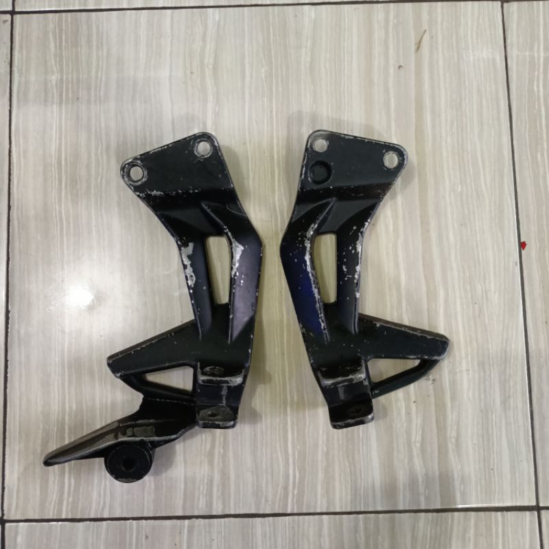 Footstep postep pijakan kaki belakang Yamaha Jupiter Z jupiter z burhan original murah