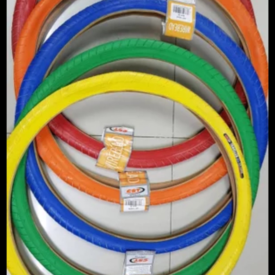 BAN LUAR 26 X 1.50 CST TRAVELLER