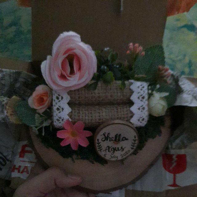 Tempat Cincin Rustic Elegan