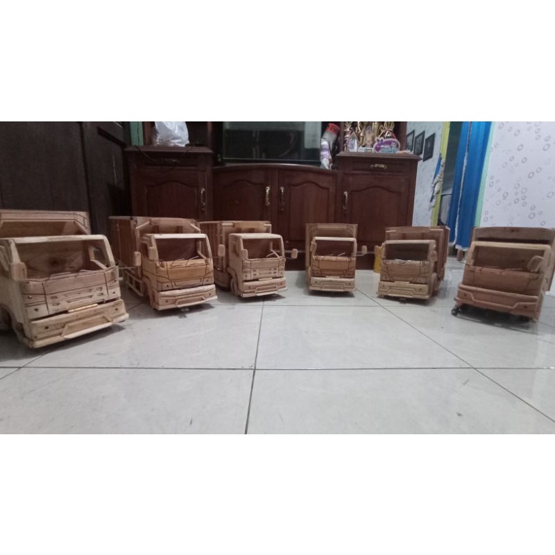 mentahan miniatur truk canter bahan full  kayu