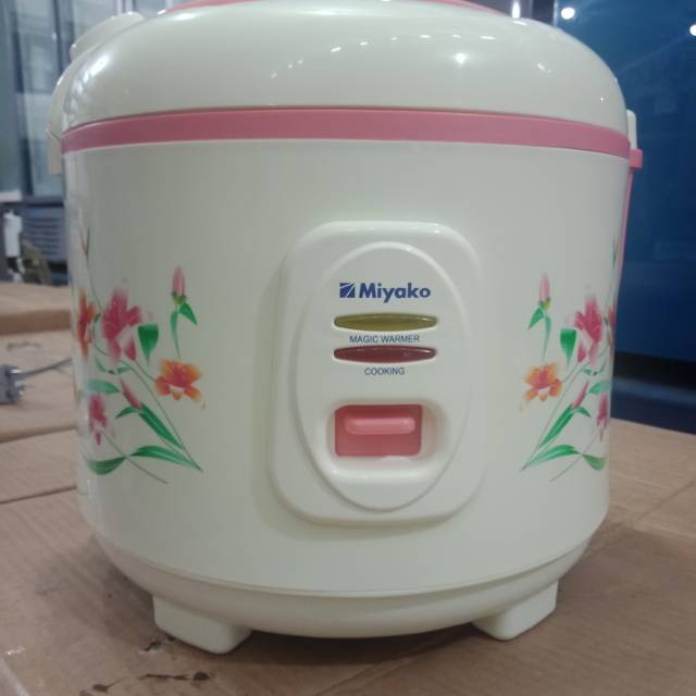 MIYAKO Magic Com/Rice Cooker/Penanak Nasi 3 In 1 MCM-507 Kapasitas 1.8 Liter