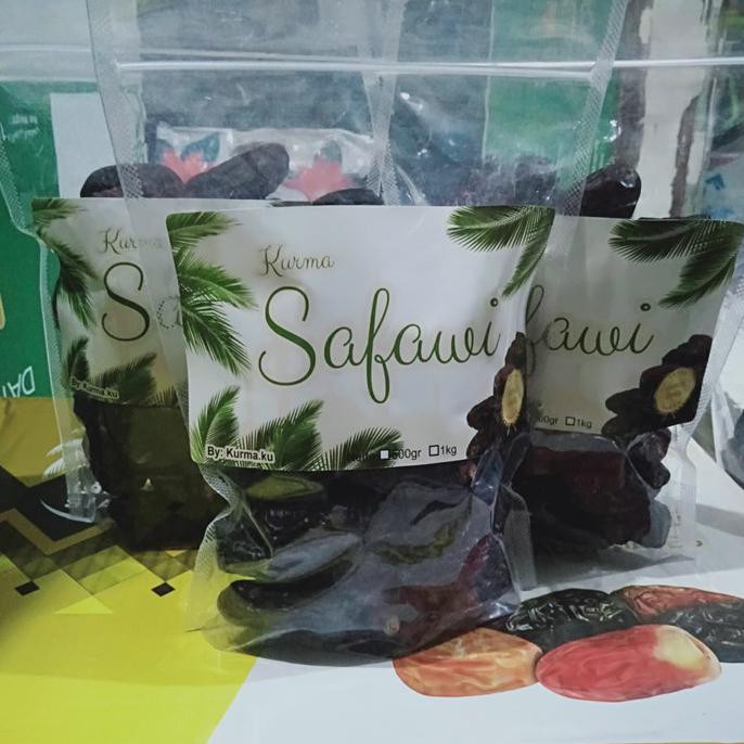 

SAYUR & BUAH KURMA SAFAWI 500GR ASLI SAUDI MAKANAN & MINUMAN