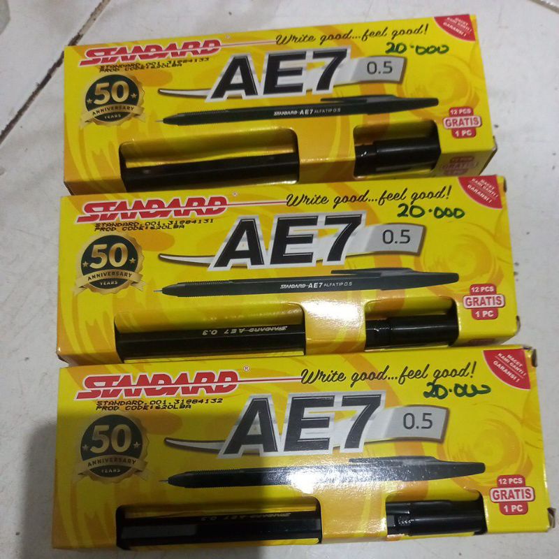 

STANDARD AE7 0.5 HITAM (1 PAK = 12 PCS)
