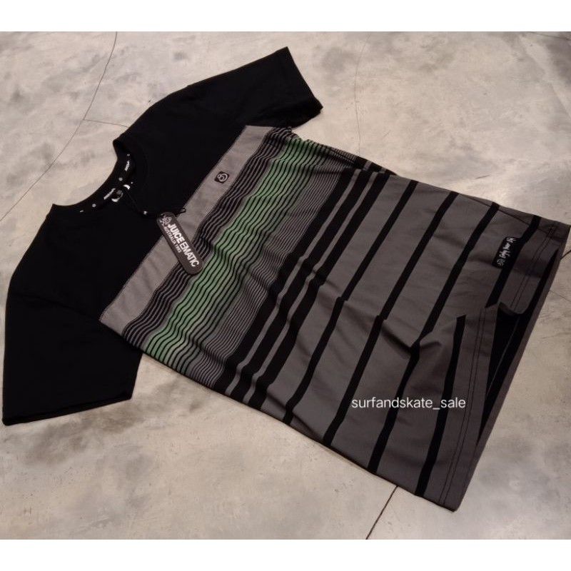 Kaos Pria Juice Ematic Motif Stripe vertikal