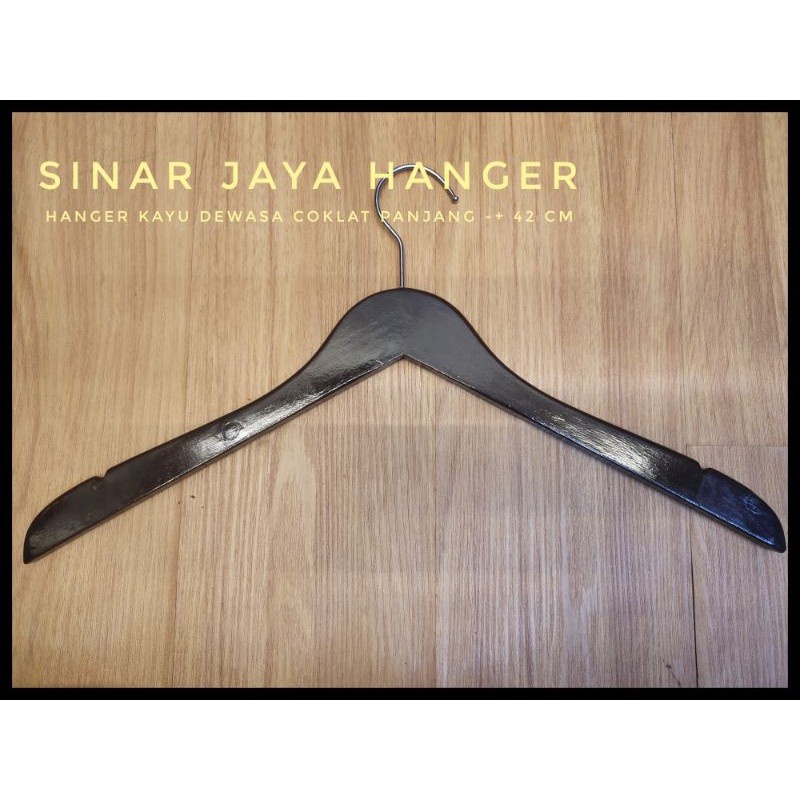 hanger kayu dewasa coklat tua per pcs