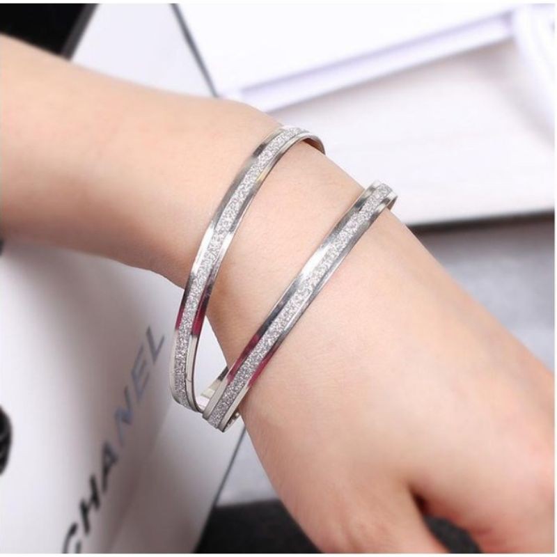 GELANG WANITA DESIGN BANGLE IMPOR AKSESORIS WANITA