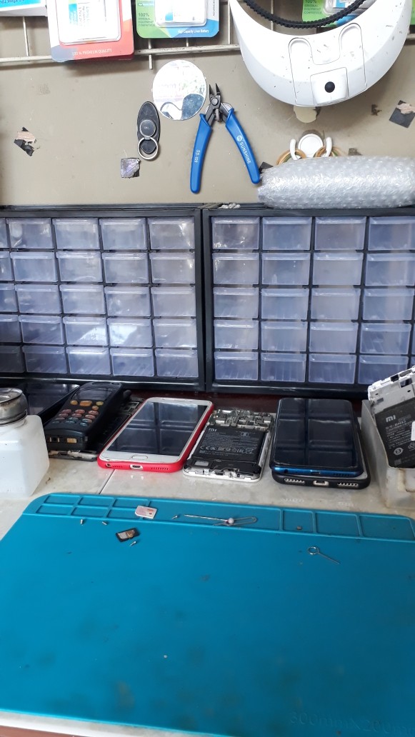 Kenmaster Rak / Kotak / Drawer Komponen 25 Slot Laci Partisi