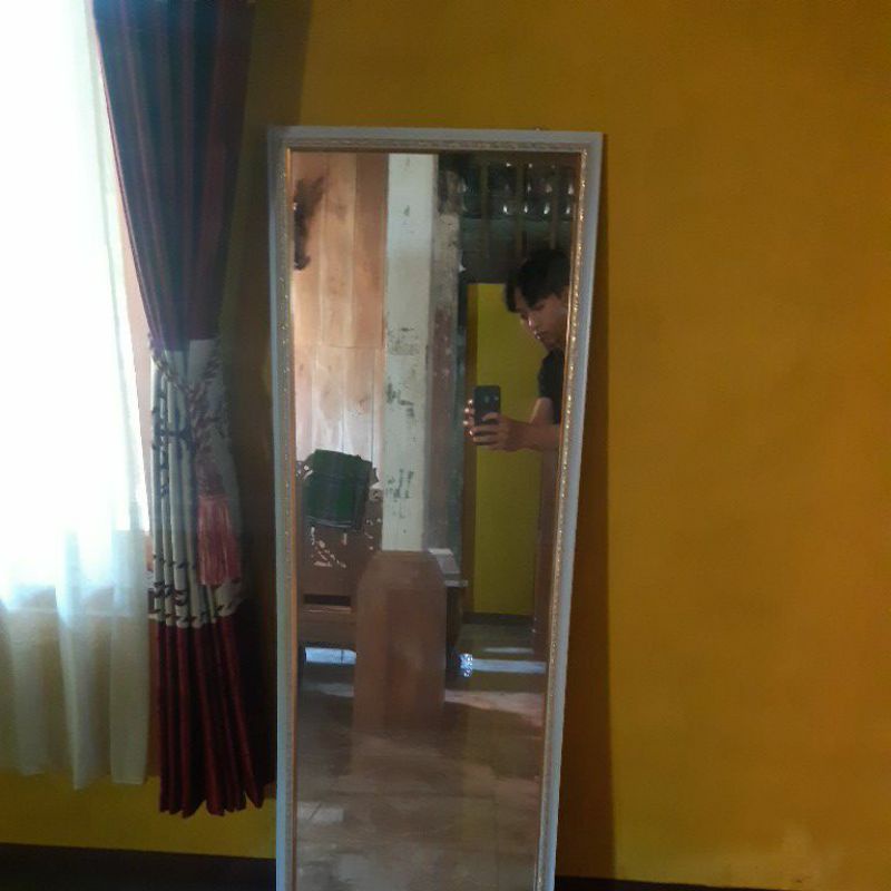 kaca cermin full body