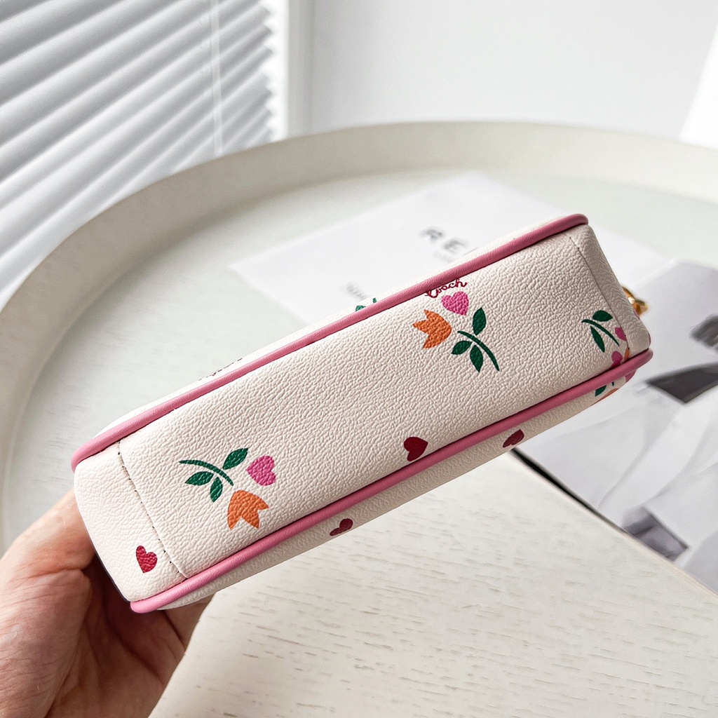 TAS WANITA SELEMPANG COACH NOLITA 19 WITH HEART PETAL PRINT 7658 C7658