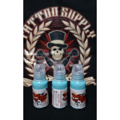 WORLD FAMOUS tinta tattoo