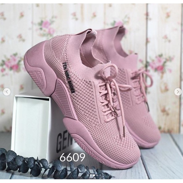 Sepatu Sneakers 6609
