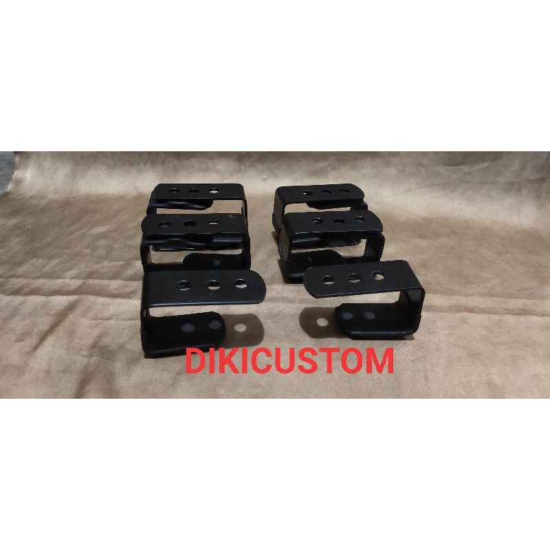 dudukan plat nomor magnet vespa sprint.primavera.gts.lx.lxv.s vespa klasik / aksesoris vespa