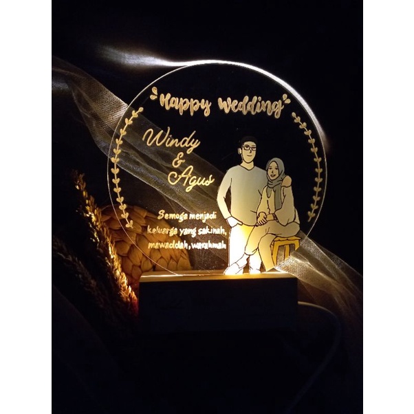 

kado wedding (akrilik lettering with lamp)