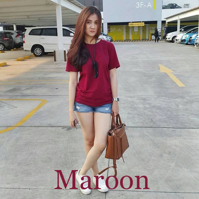 Kaos Polos Unisex Merah Maroon Model Wanita Bahan Premium Soft Cotton Combed 20s